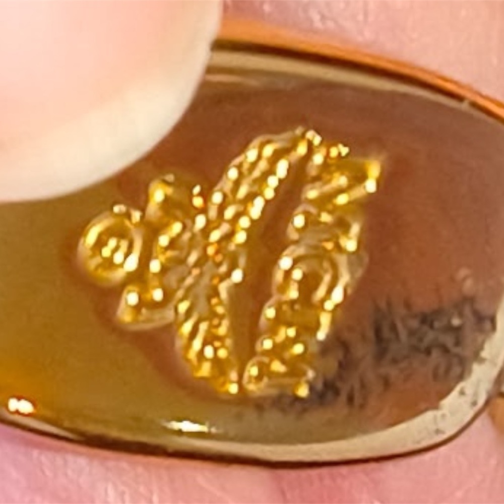 MCM Black and Gold Tote Bag - Picture 8 of 8